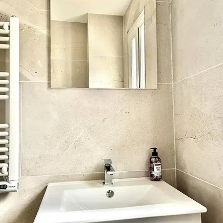 Apartment Luxury At Barbizon